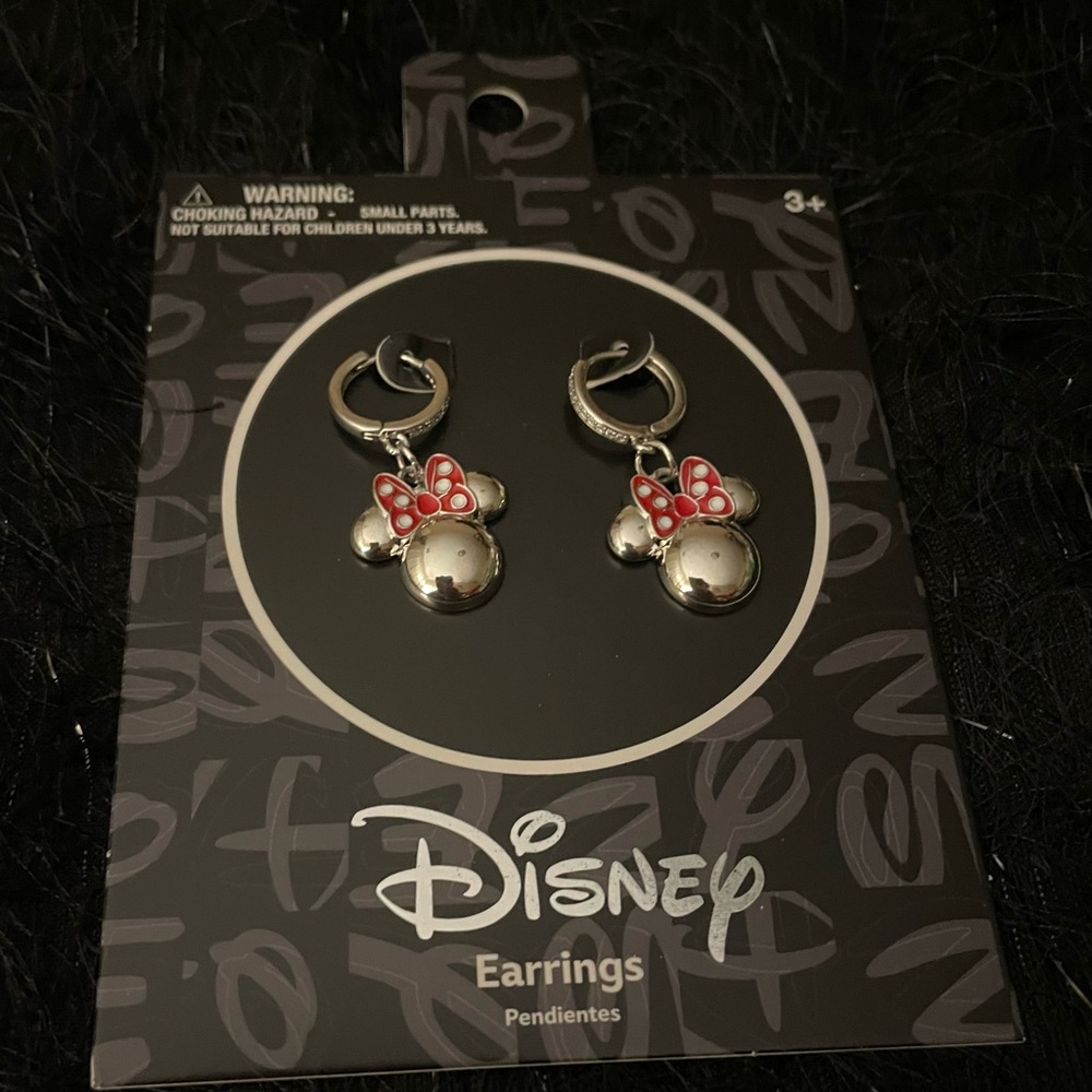 Disney Minnie Mouse Hoop Dangle pierced earrings